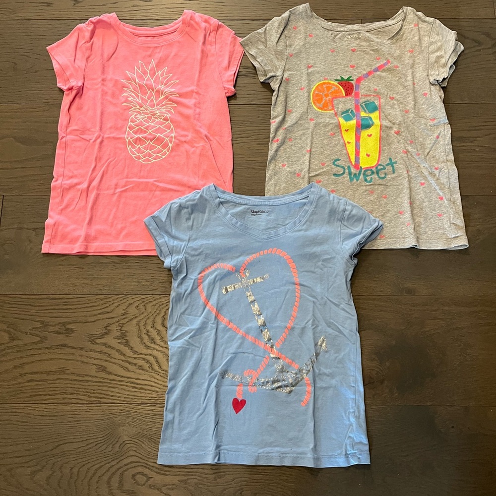 Gap girls tshirts sz 10 EUC / 1 NWT